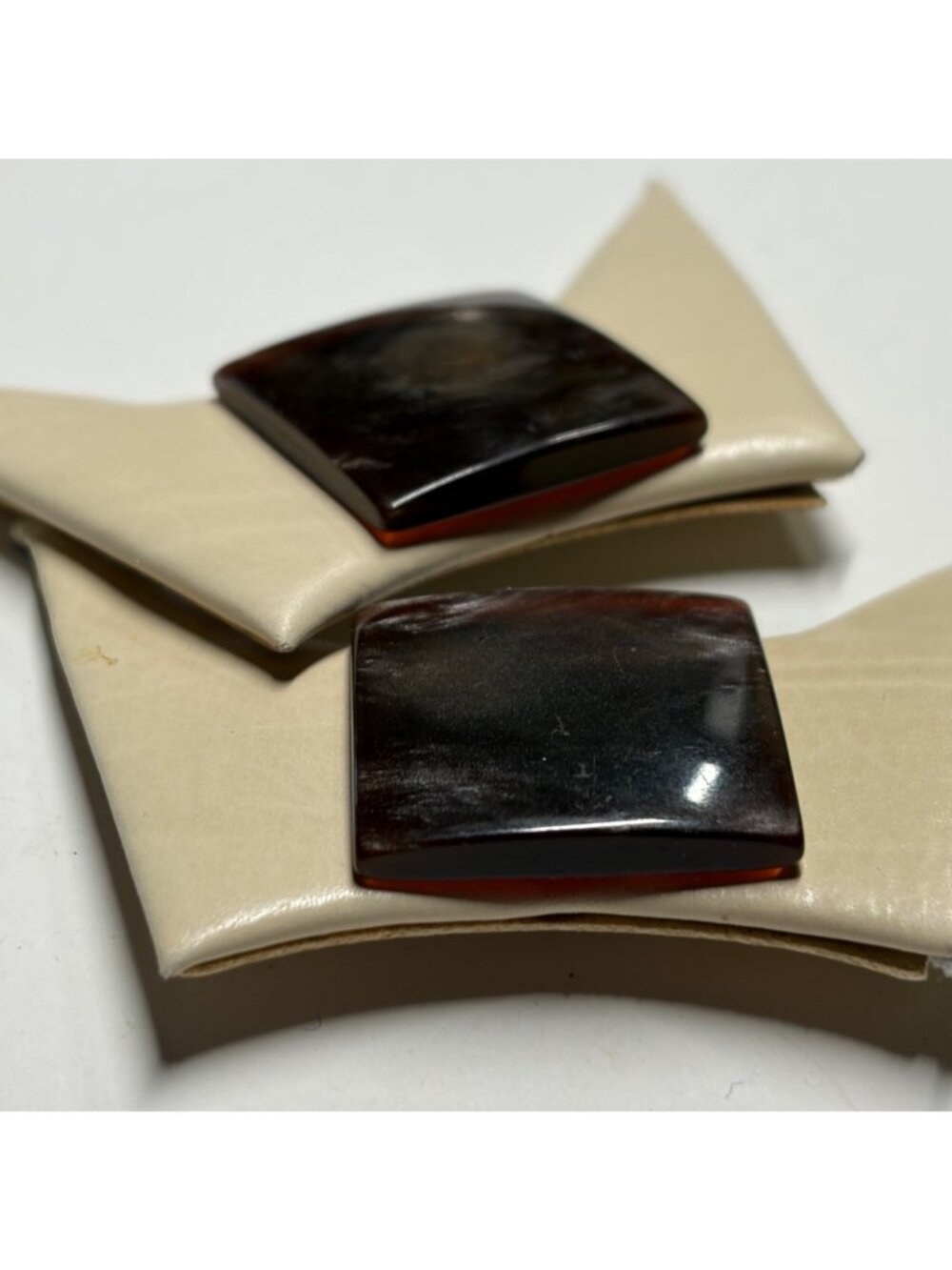 Vintage Beige Shoe Clips With brown Accents Retro - Picture 8 of 12